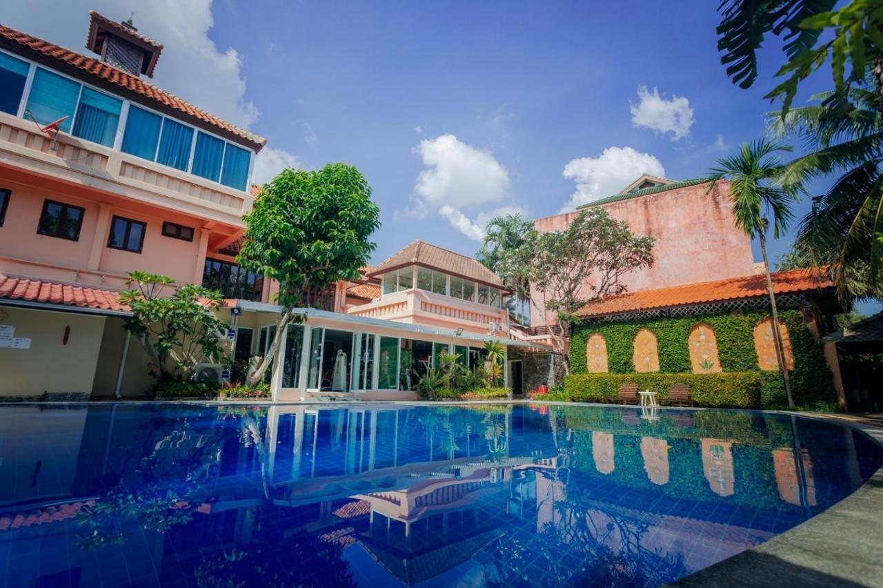 Sheik Hotel Chiang Mai Extérieur photo